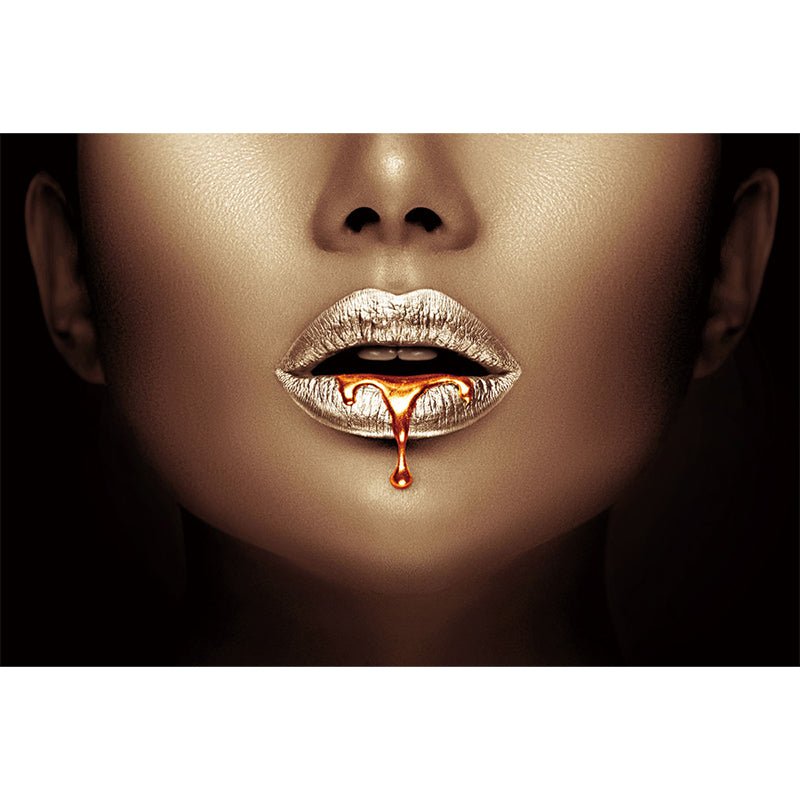 Vrouw met gouden lippen glasschilderij ontwerp